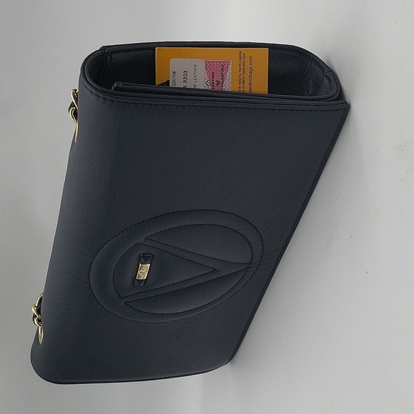 822- Valentino by Mario Valentino Crossbody Bag Genuine Italian Leather NWT - Picture 2 of 13